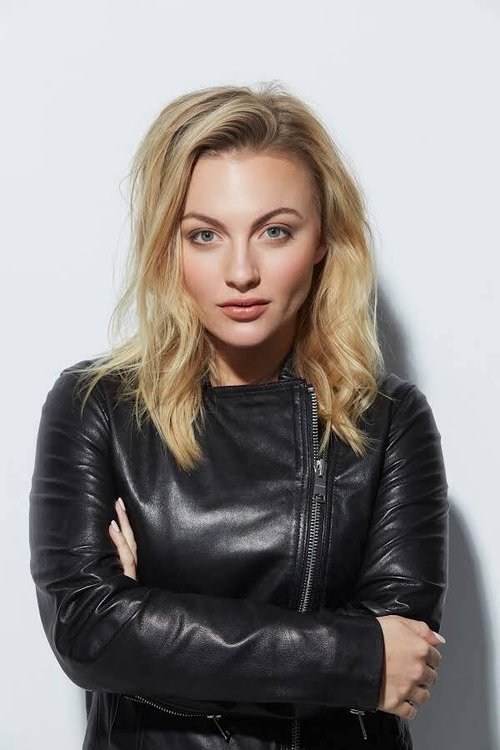 Bianca Bosch as Olivia