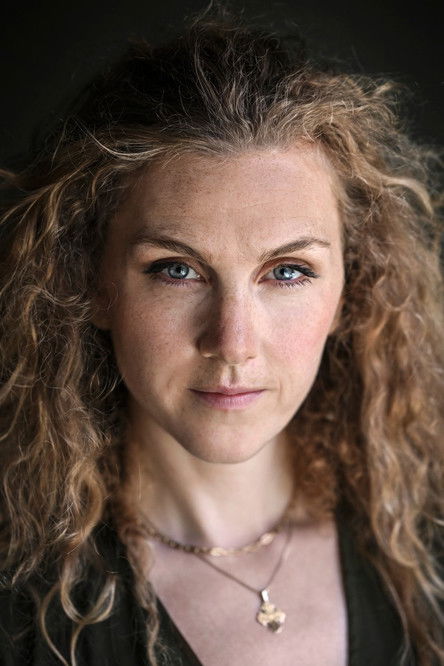 Sofia Saaby Mehlum as Samantha