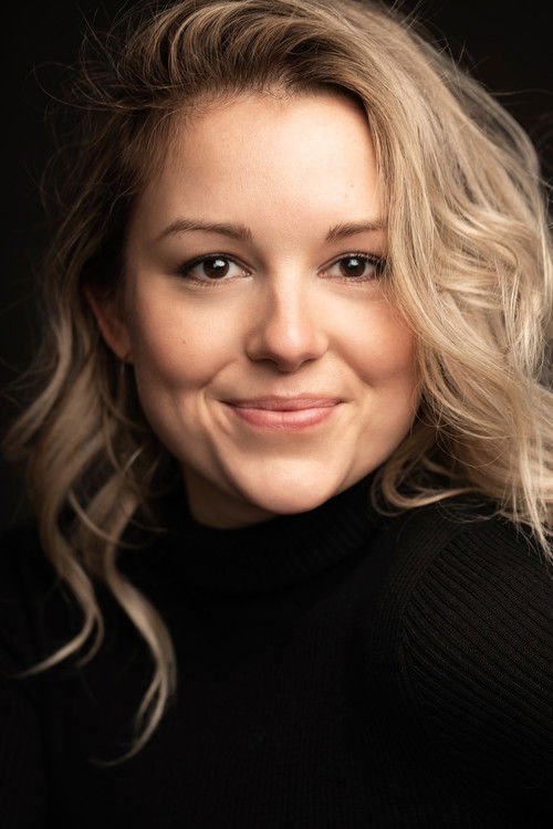 Laurence Moisan-Bédard as Sophie