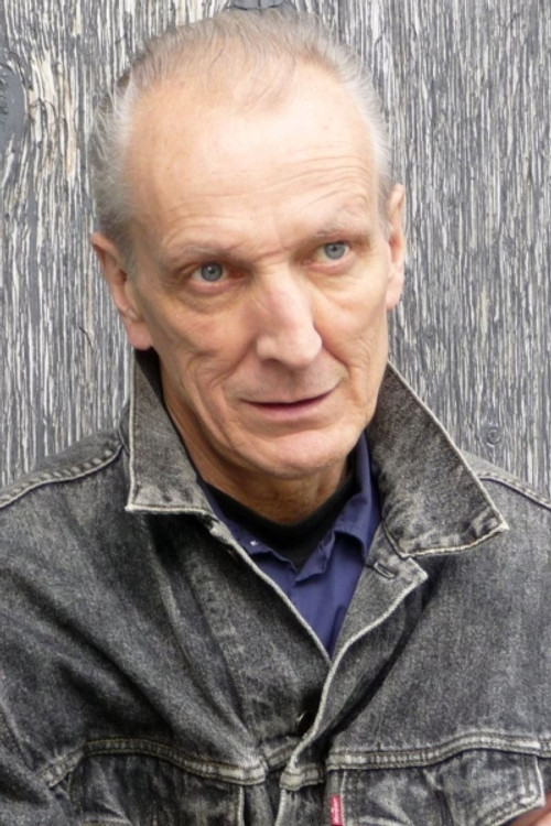 Ulrich Günther as Hans