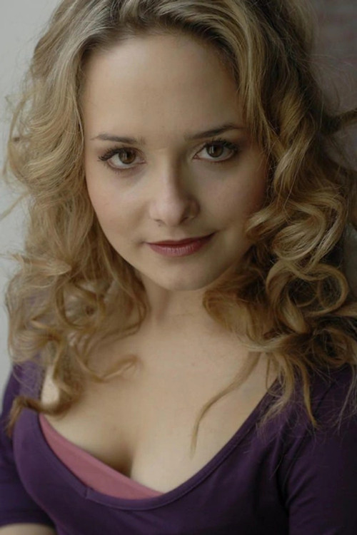 Jasmine Heikura as Klara