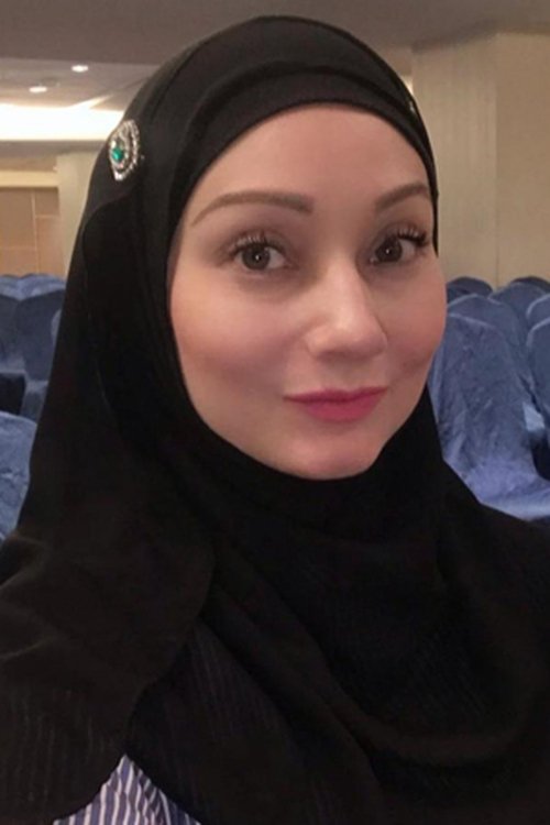 Sasha Saidin as Khatijah