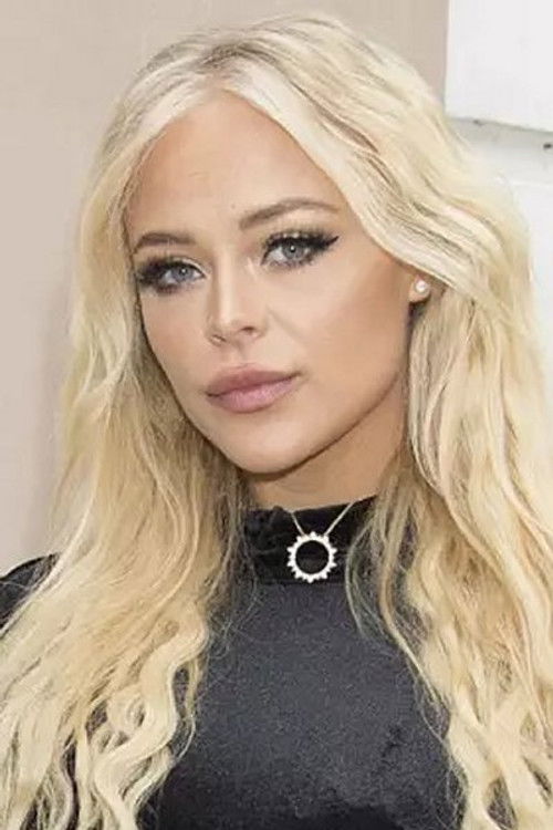 Elvira Pitzner as Sig selv