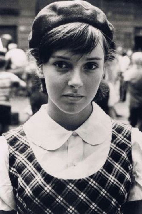 Eleonora Brown as Martine