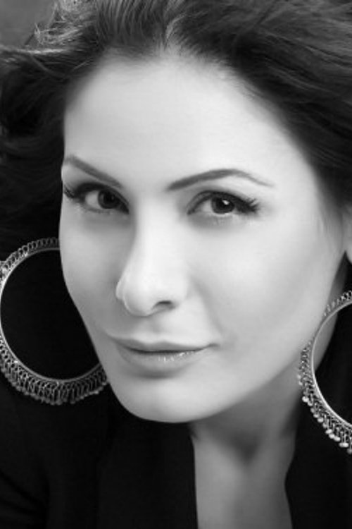 Laila Araby as Samar