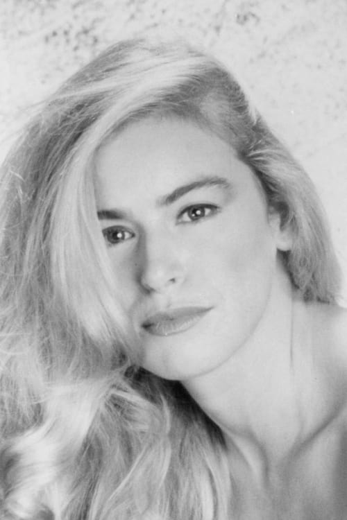 Alonna Shaw as Danielle Wilde