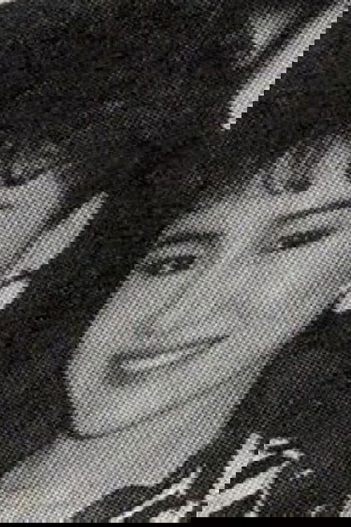 Jeanie Chang as Yu Lu