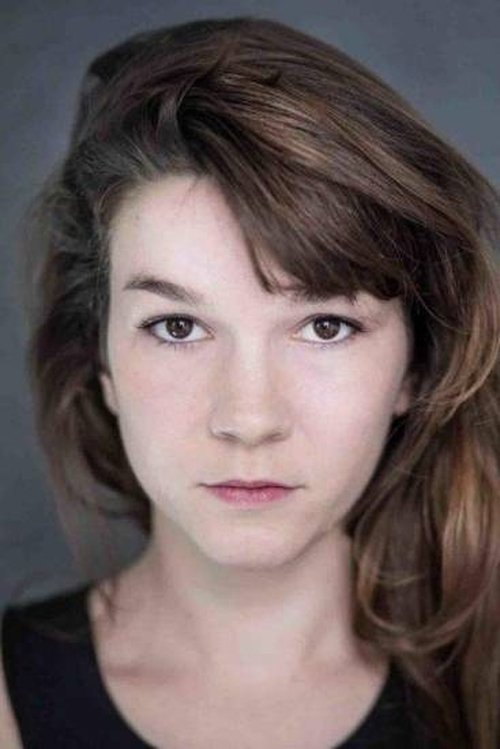 Laurie Lévêque as Marine