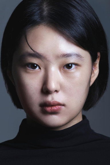 Kim Hyun-Ji as Kim Si-hyun