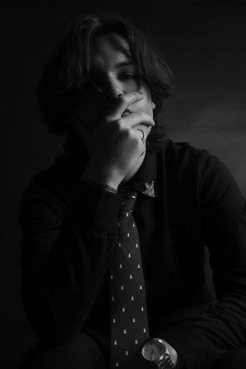 Augustin Haye as Figurant 01