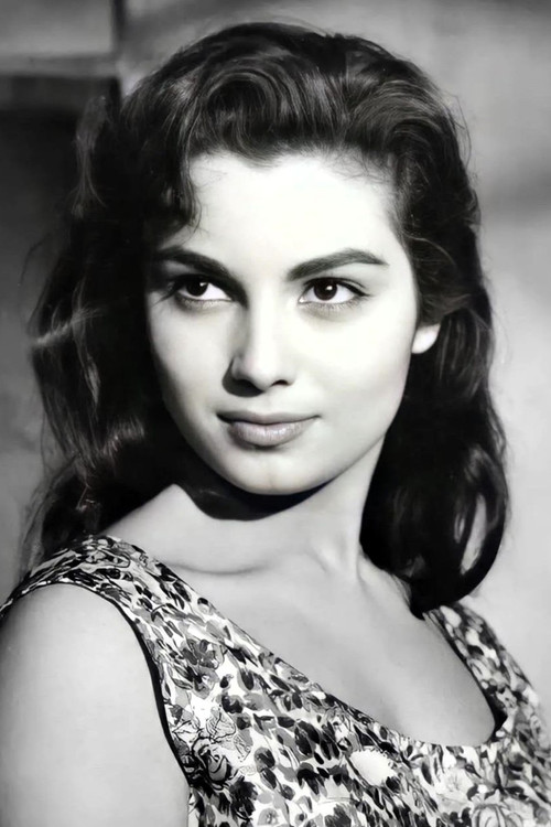 Rosanna Schiaffino as Fan Davidge