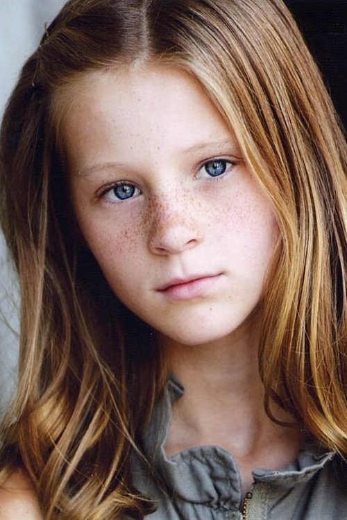 Charlotte Labadie as Hallway Girl / Violet