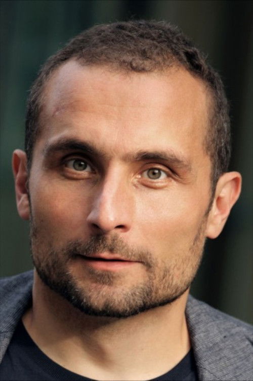 Thomas Gräßle as Moritz