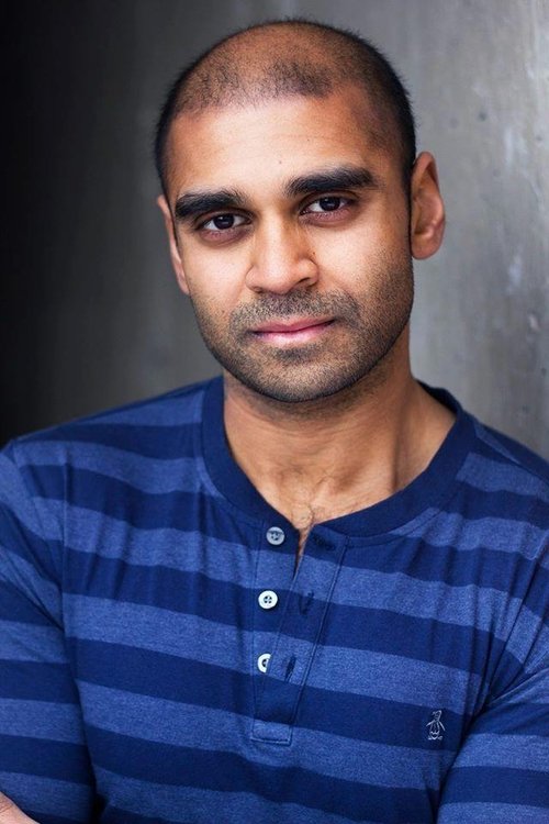 Steve Kasan as Shop Owner