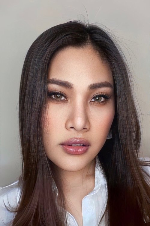 Nuntita Khampiranon as Nok