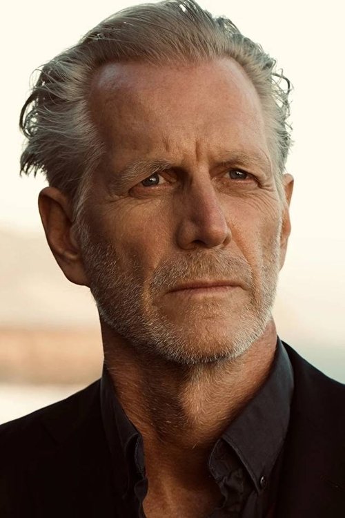 Hoyt Richards as Cobb Mills