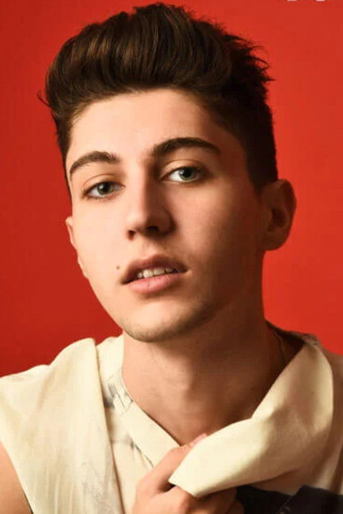 Gregory Kasyan as Sammy