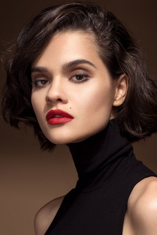 Ingrid Fiorini as Lois