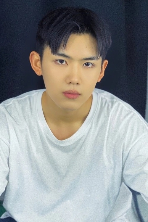 Tian Zeng Liang as Chen Yu