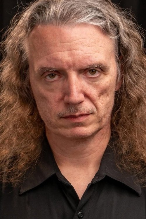 Caleb Paschall as Lionel Williams