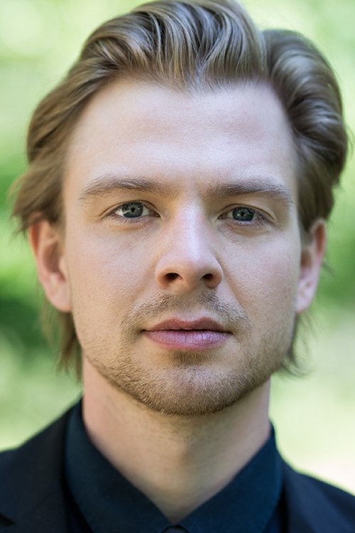 Volkmar Leif Gilbert as Voices (voice)