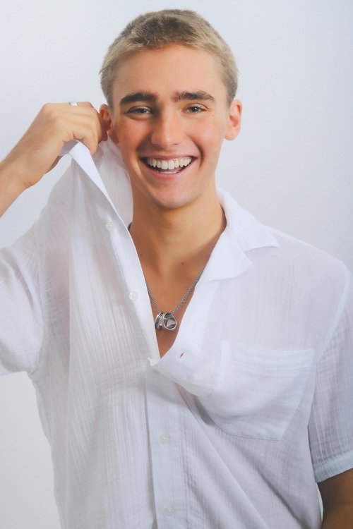 Vincent Michael Webb as Johnny