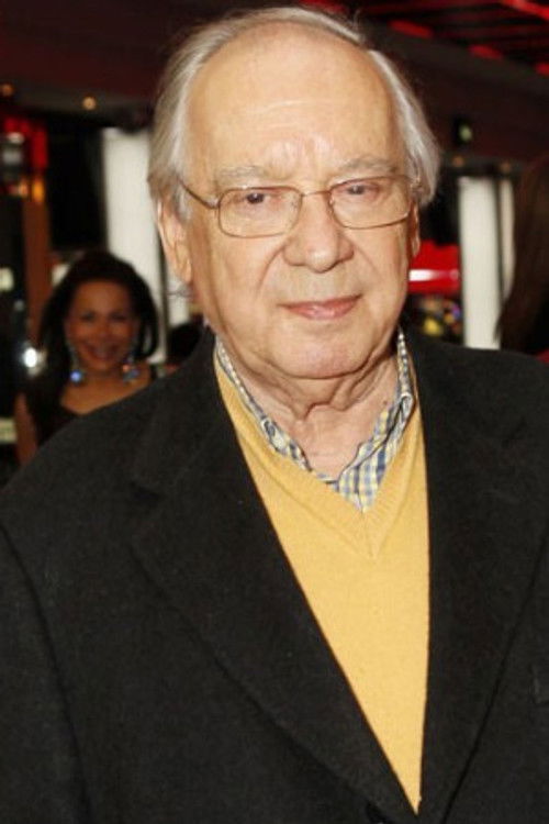 Raul Solnado as Sacristão