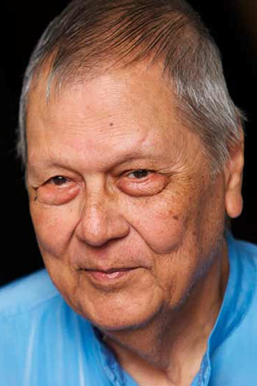 Paul Vergès as Self - Senator of Réunion (archive)