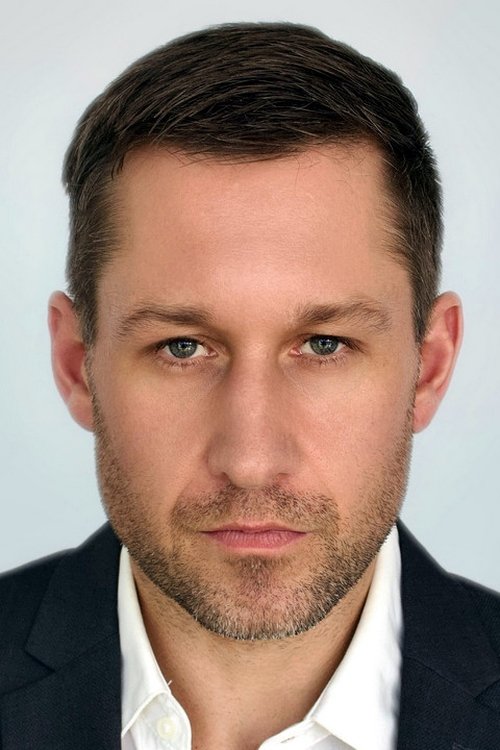 Daniel Goodwin as Tobias Cane