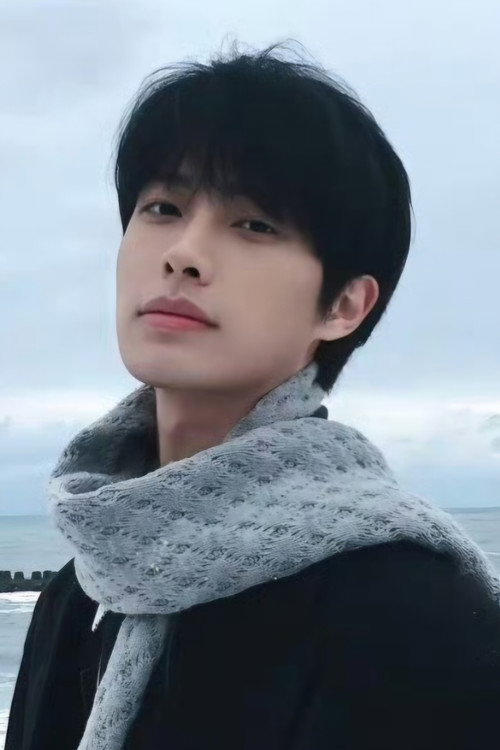 秋丞林 as Qiu Chenglin