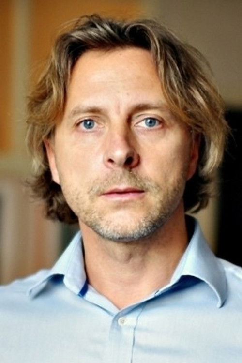 Bartłomiej Morawski as Robert's Father