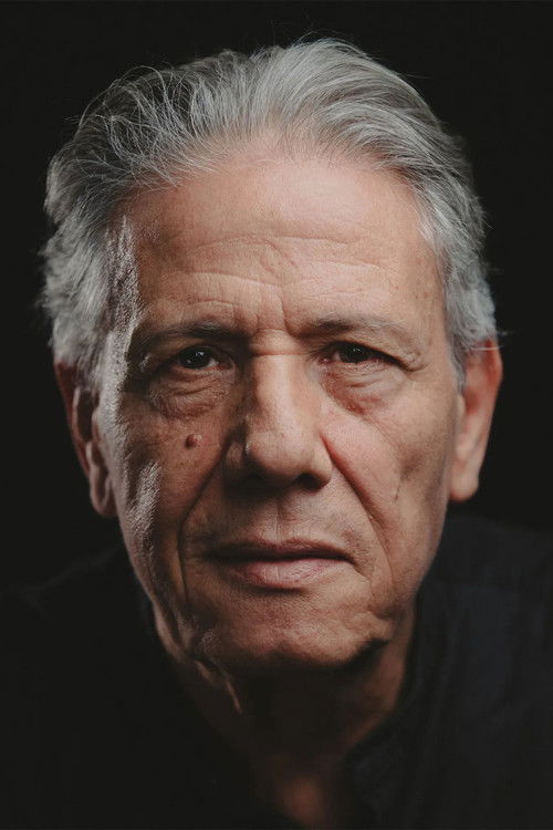 Mohamed Sayari as Un client du cabaret