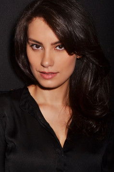 Monique Houat as Lili das Joias