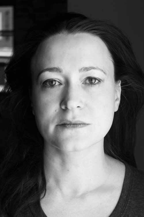 Mariya Semyonova as Lena