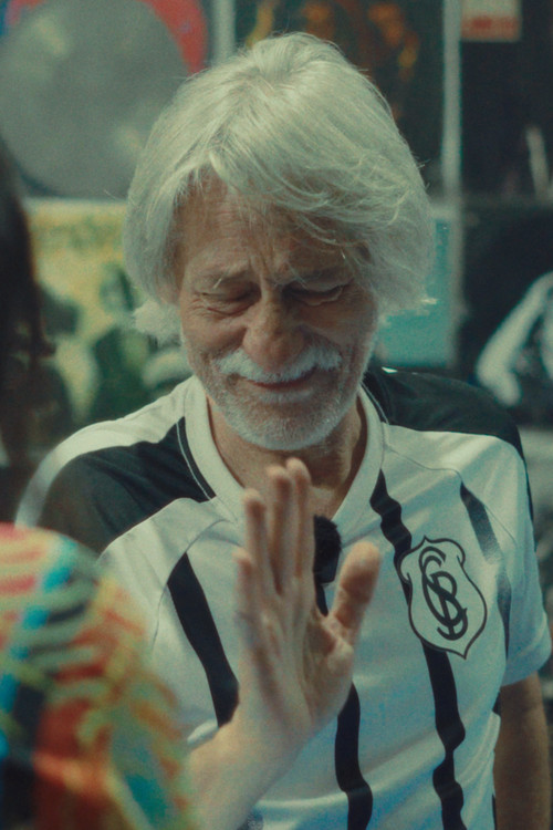 Gilberto Petruche as 