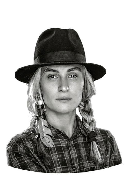 Sahar Khalkhalian as کمند