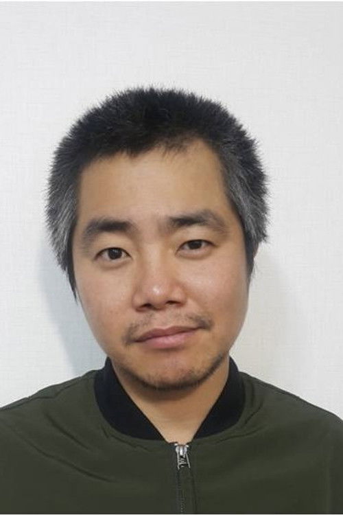 Kim Jung-han as Man downstairs