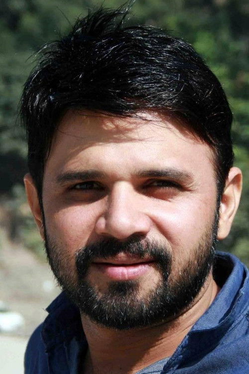 Sudheer Chobessy as Bindra Ji