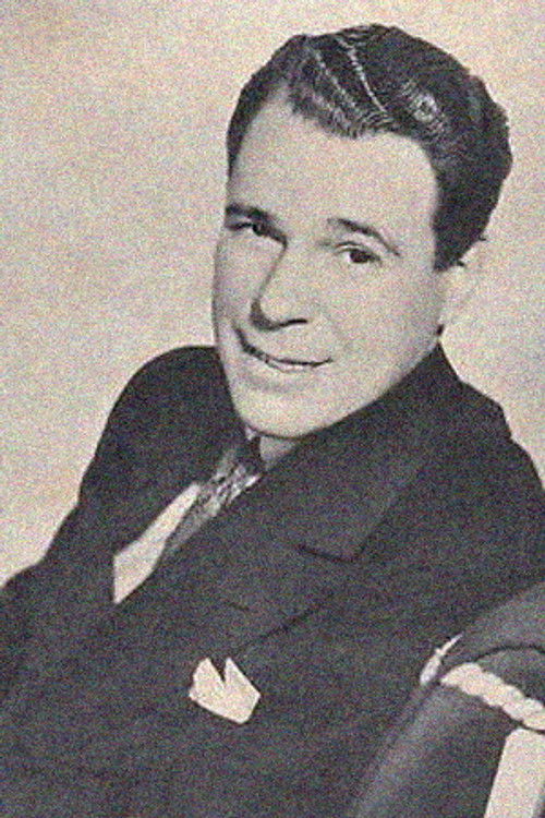 Everett Marshall as Roger Kerry