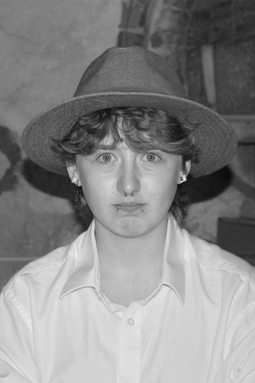 Riley Davey as Stu Craven