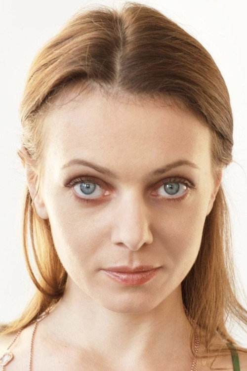 Natalya Lukeicheva as Кэт