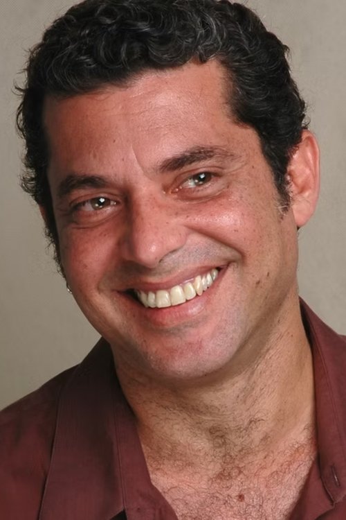 Marcio Ricciardi as Major Messias