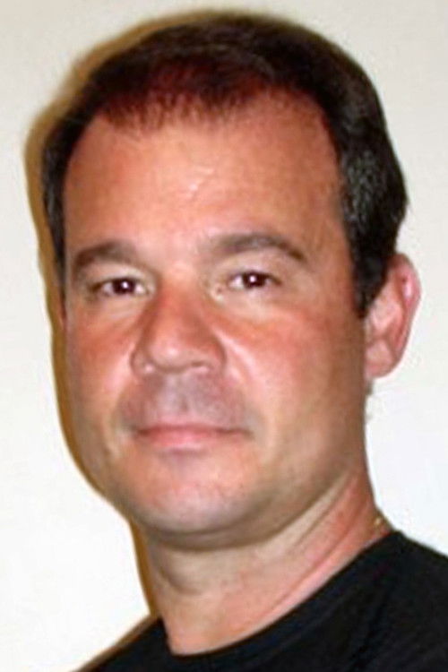 Darío Volpato as El Chino