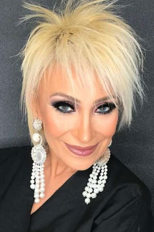 Nahida Orujova as Səbinənin anası