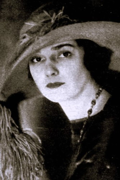 Julia Hoyt as Catherine Mannerby