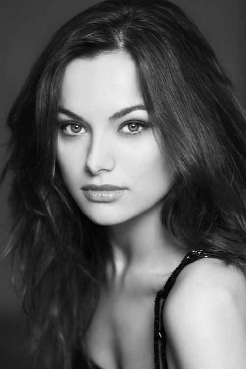 Christina Ochoa as Nora Madani