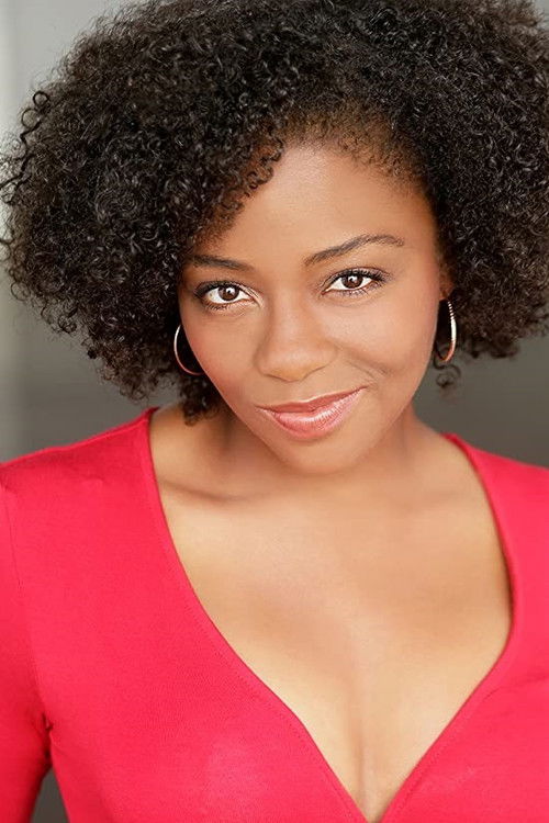 Charlotte Evelyn Williams as Zoe