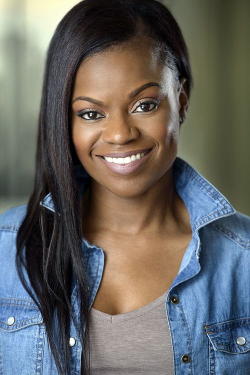 Jessica Fontaine as Latoya