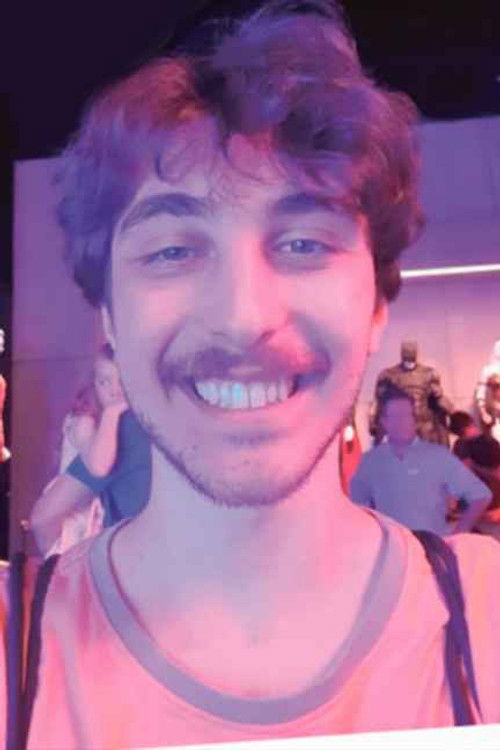 Matheus Humberto Sehnem Funari as Hector Plasma