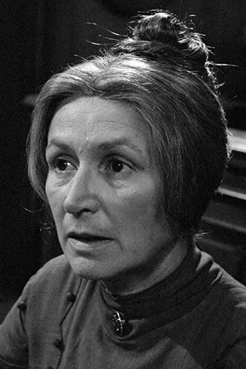 Nina Popelíková as 